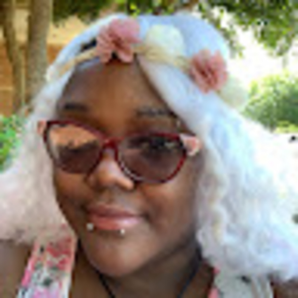 Meet your Posher, Felicia